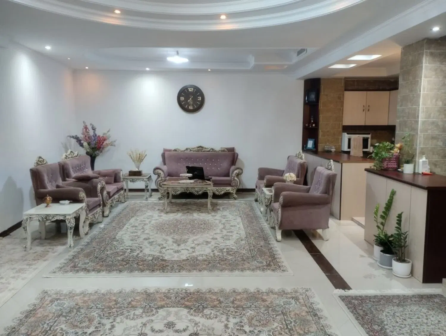آپارتمان (دوستان املاکی به هیچ عنوان تماس نگیرند )