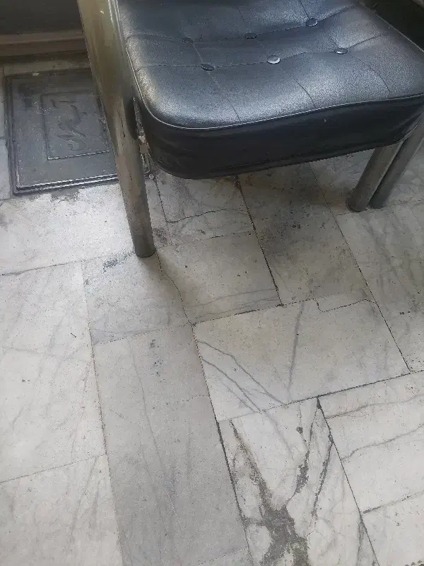 مغازه  ۲۰ متر نزدیک ۲۰ متری افسریه ۱۵ متری دوم