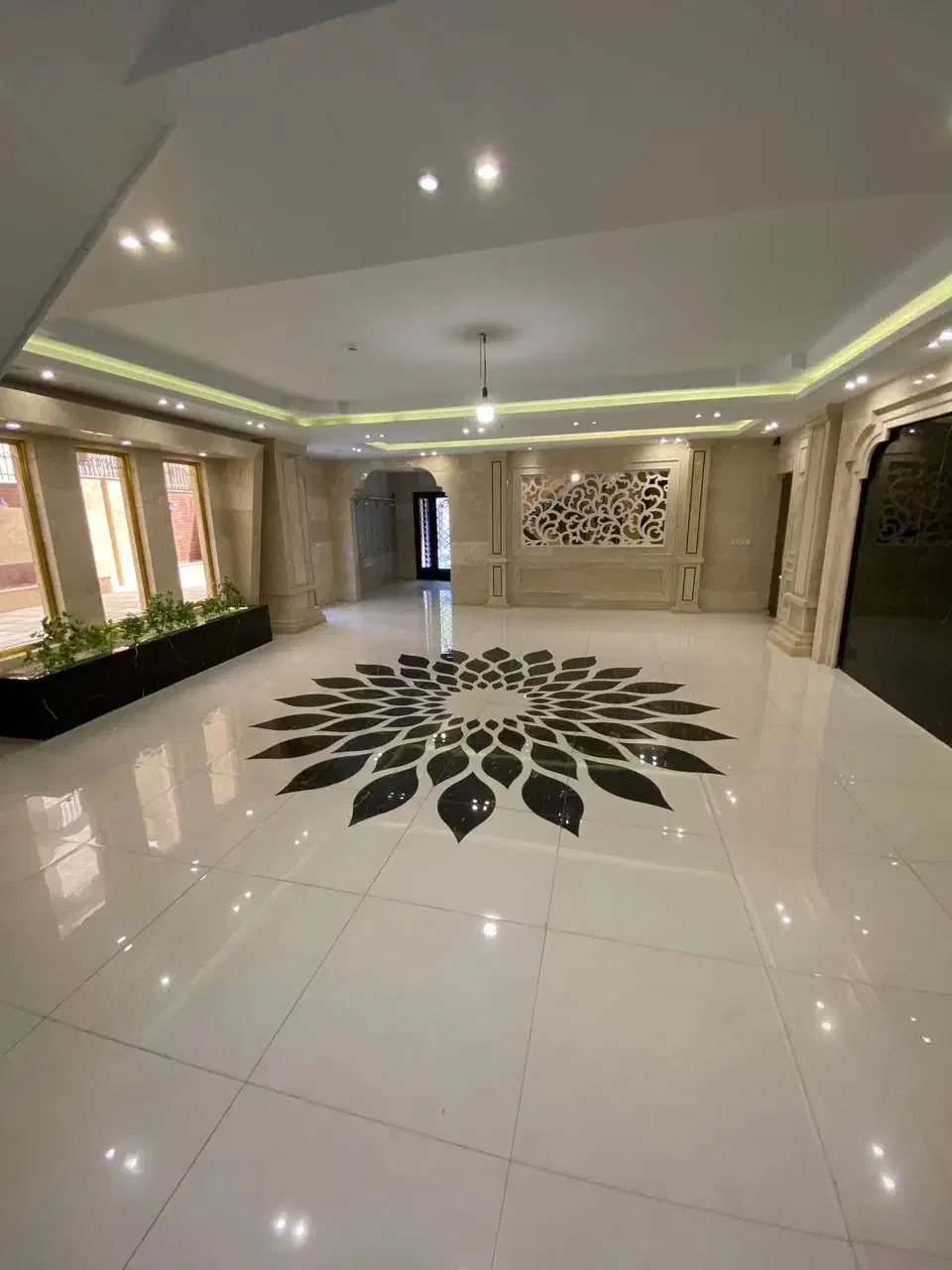فروش ۲۱۰ ویلایی در عظیمیه بلوار کاج