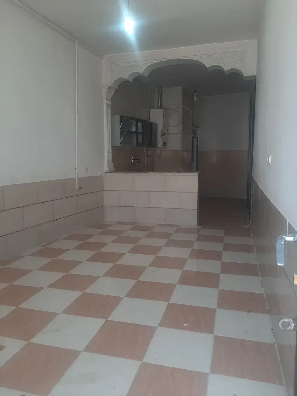 فروش منزل دو خوابه ماشین رو  خادم الحسینی