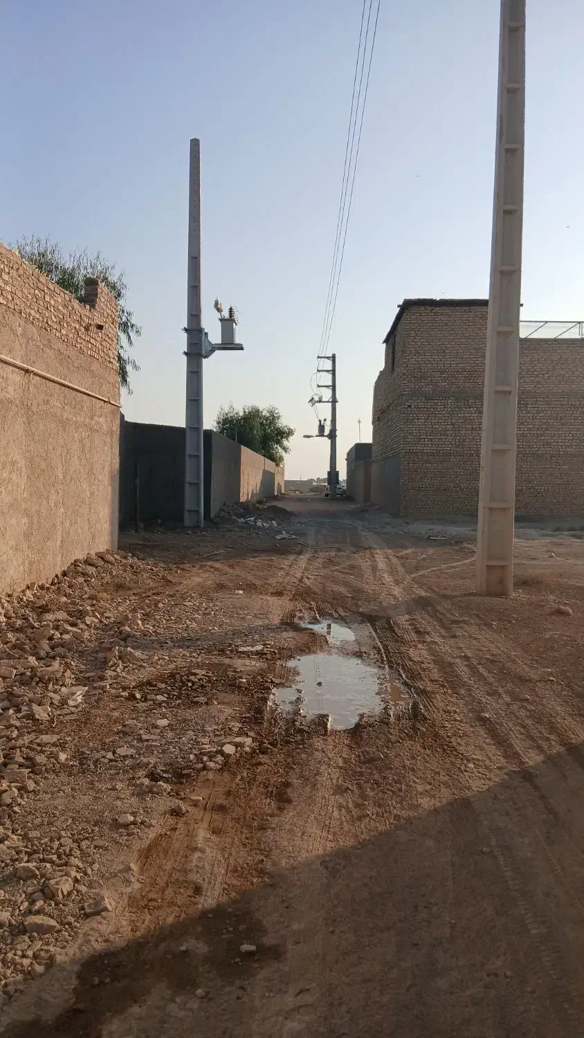 ملک ۱۰۰۰ متری چهاردیواری