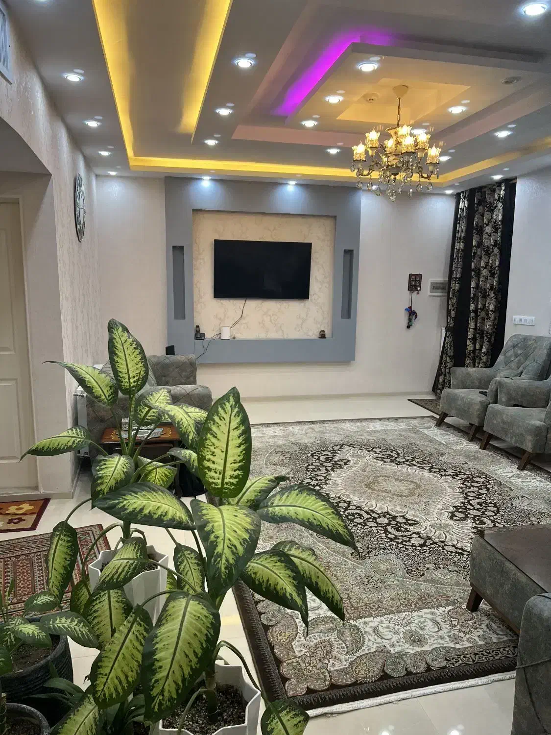 آپارتمان منزل آباد