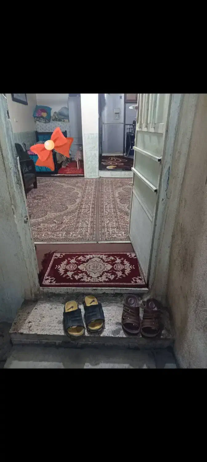 خونه 45 متری دربست با جای پارک اجاره داده میشود.