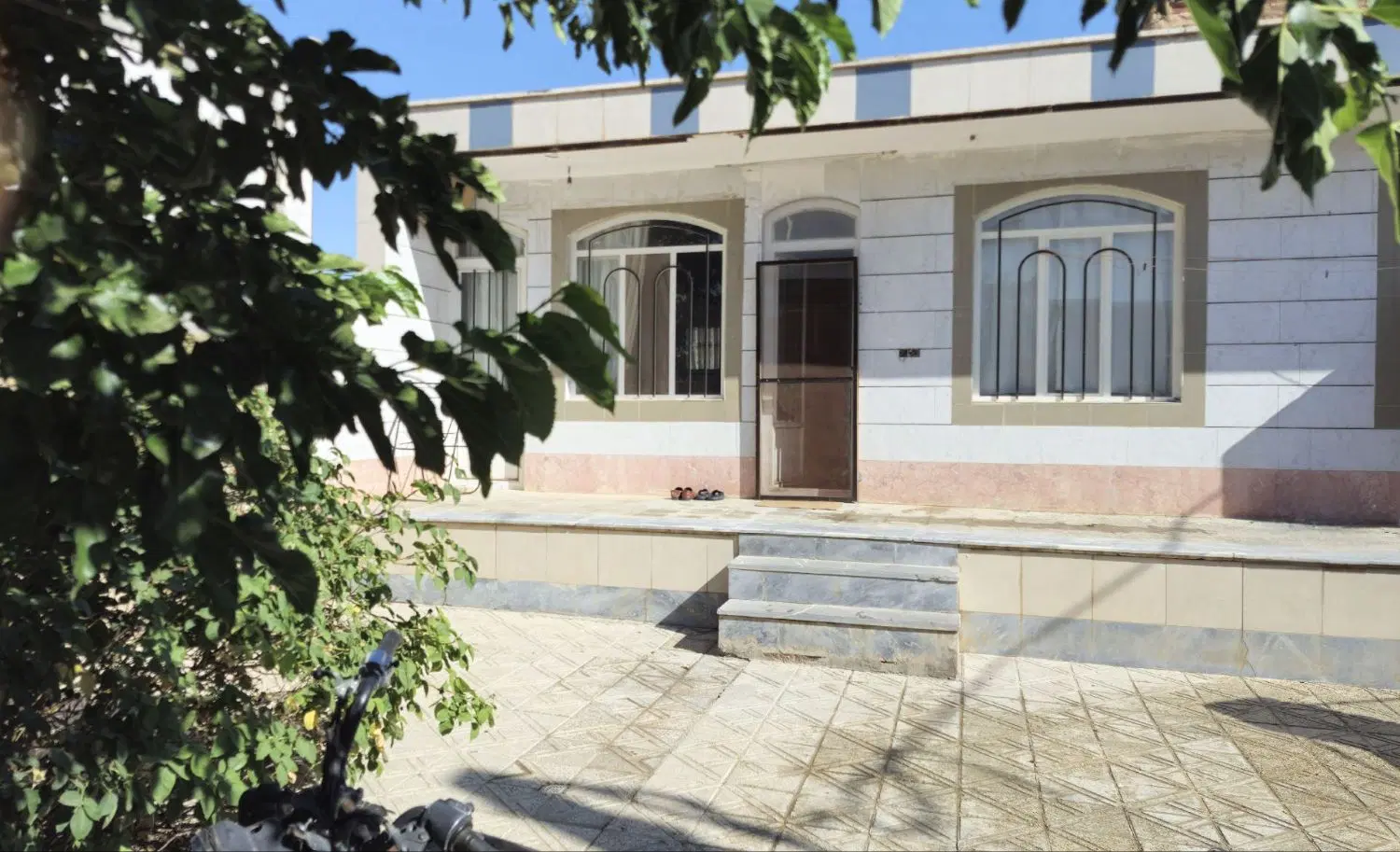 فروش خانه مسکونی ویلای
