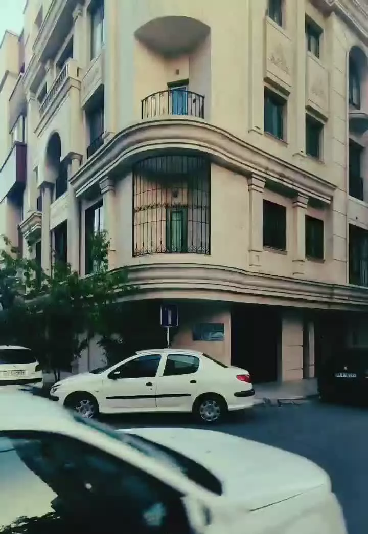 آپارتمان فول هاشمیه ۱۹ تک واحدی ۱۶۵ متر(معاوضه)