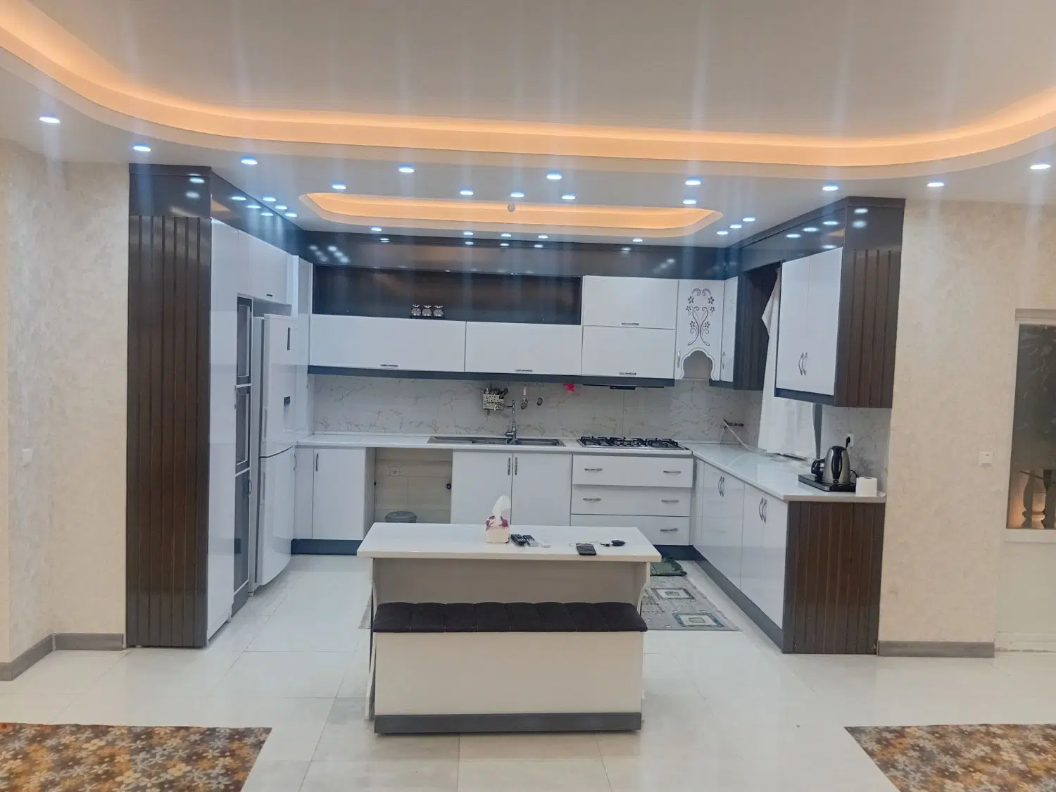 آپارتمان در کارشناسان وصال۱۱۶ متر