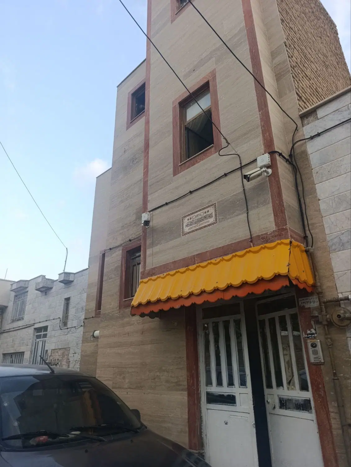 خونه دوخواب ۱۰۰متر.باحیاط.