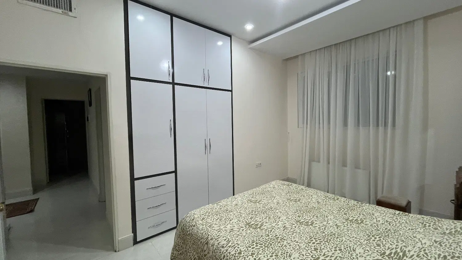 آپارتمان ۱۵۵ متری عصمتیه