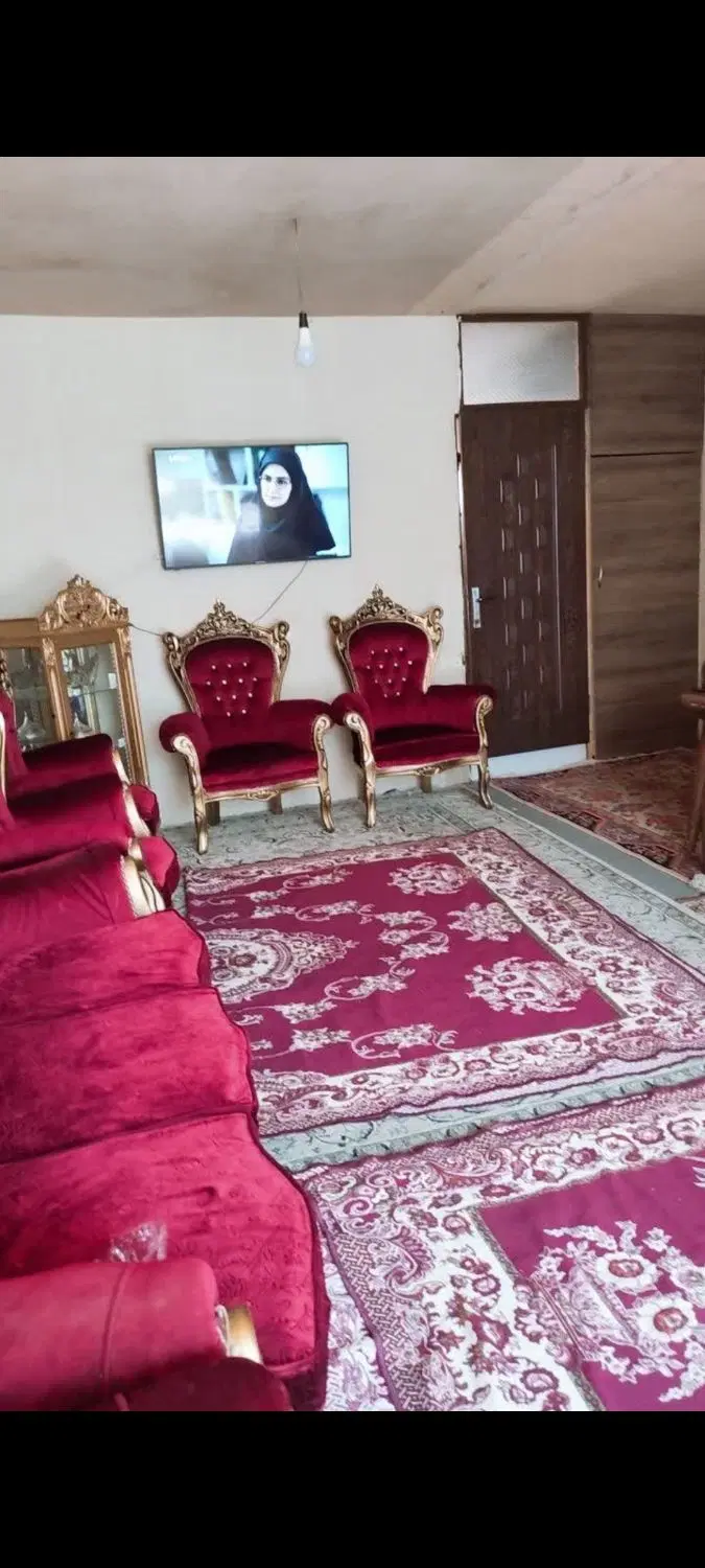 منزل ویلایی دوطبقه۱۱۰متر برکوچه اصلی