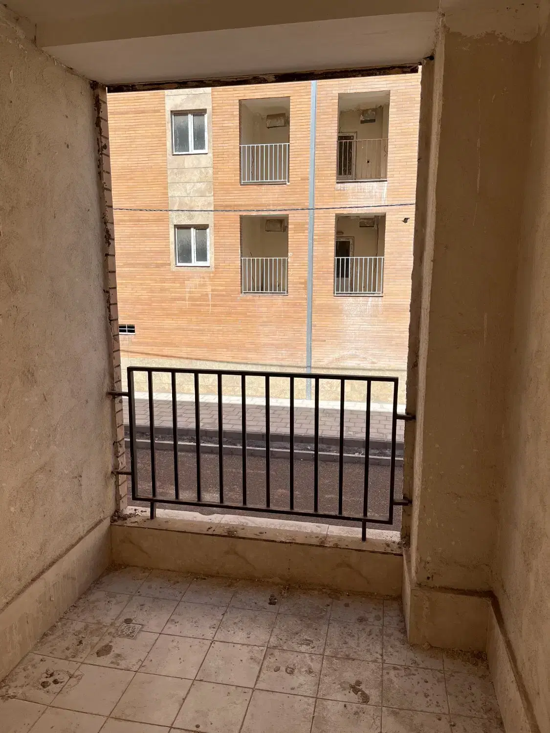 ایلیا سازه ۹۷ متری فاز 6 بلوک 13