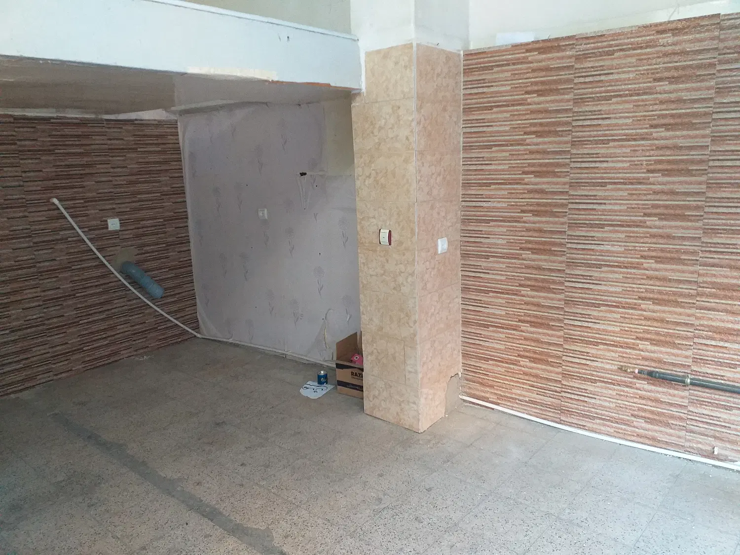 اجاره مغازه میدان بازارچه سیلاب