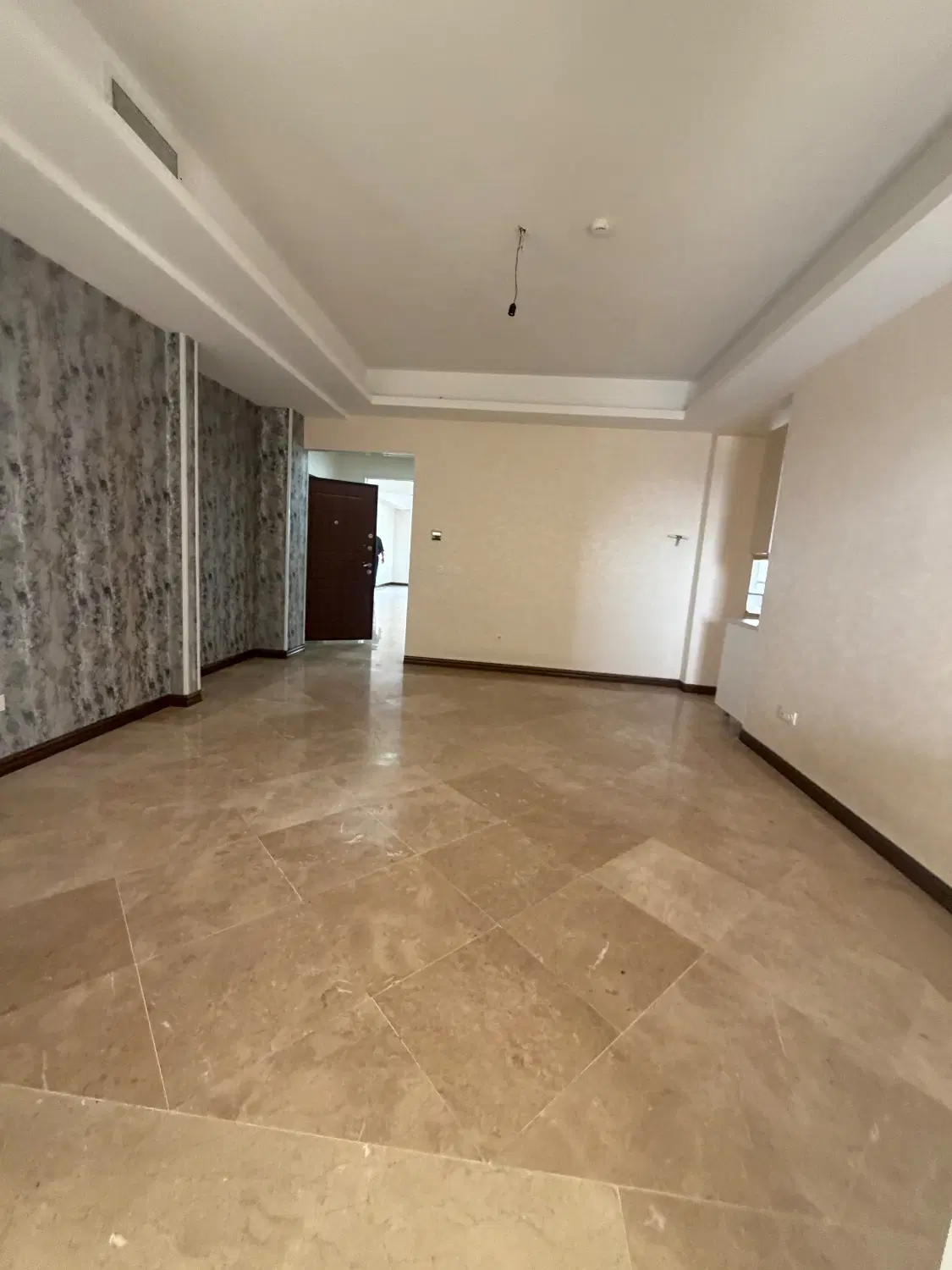 215متر سه خواب برج پنجره قدی ویو طبیعت