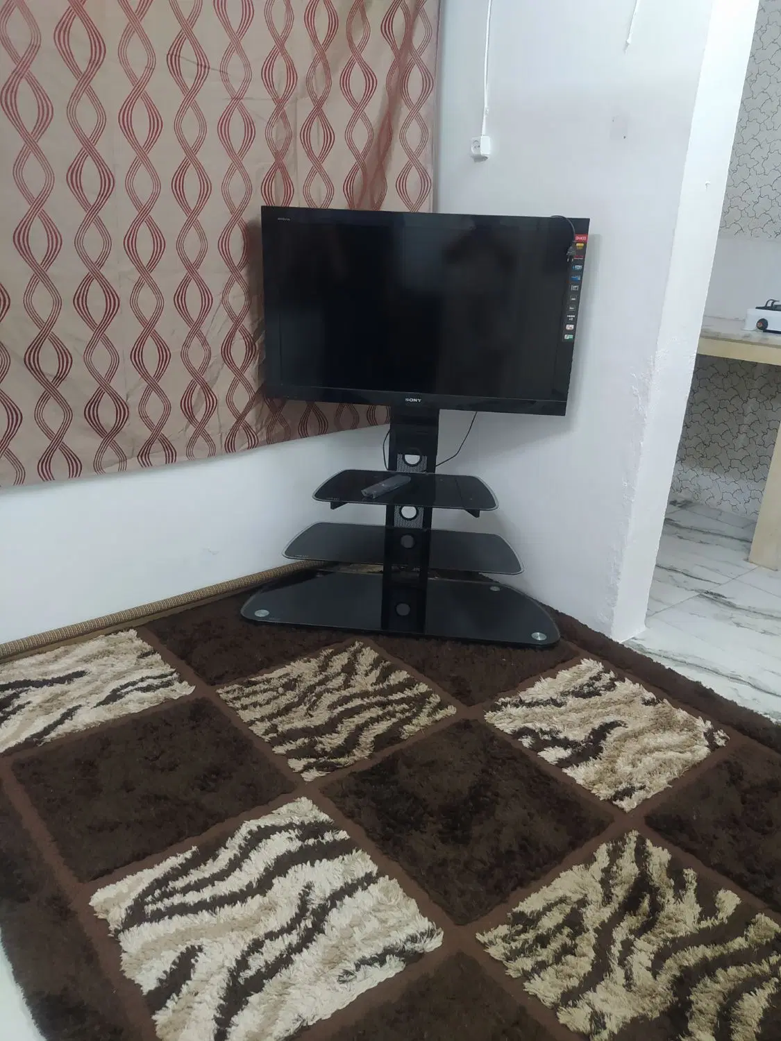 خونه ویلایی تک خوابه با پارکینگ تمام امکانات