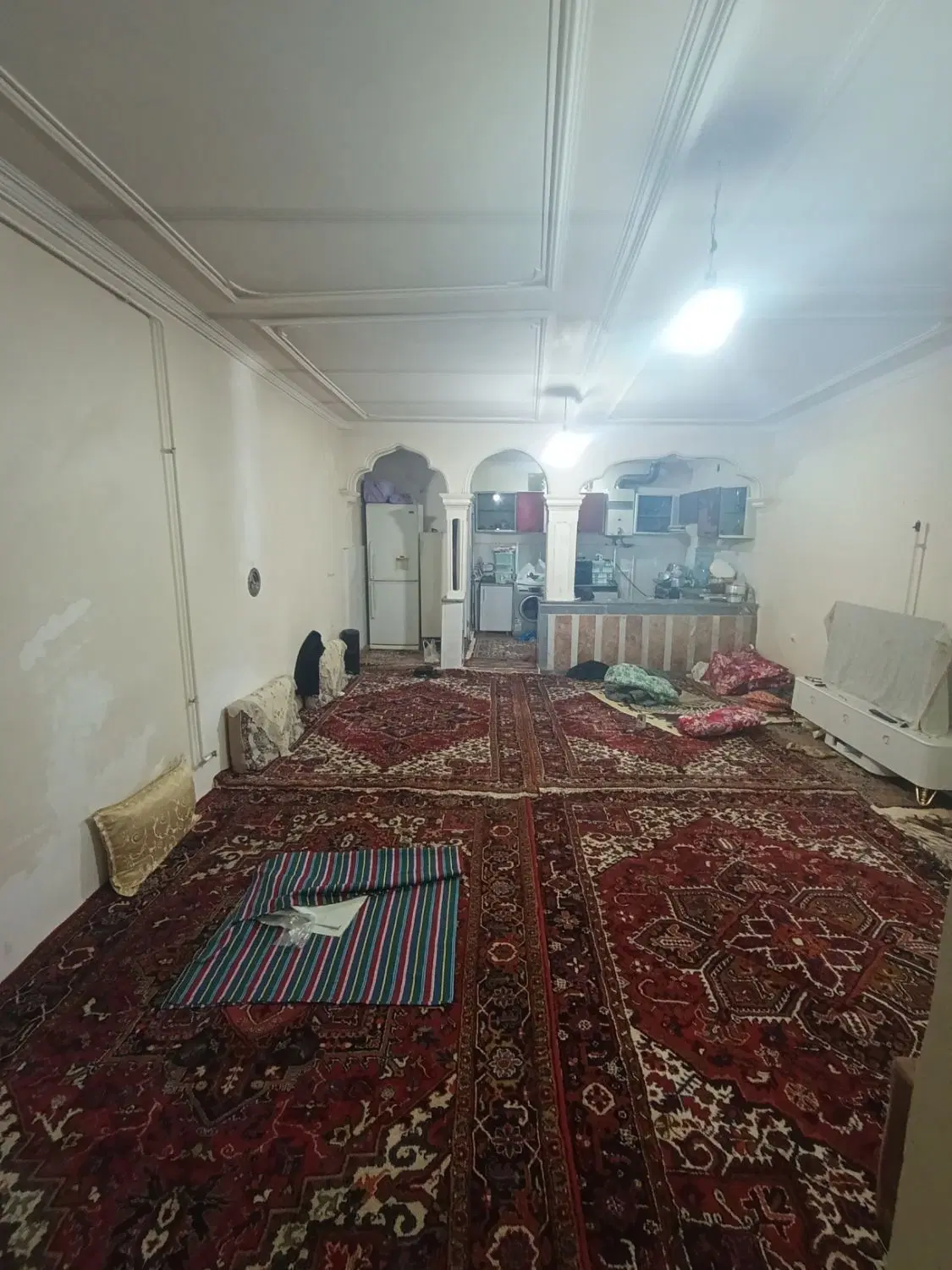 حیاط مسکونی
