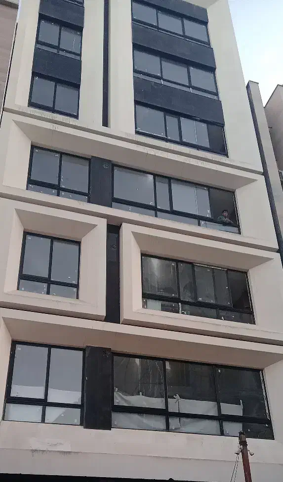 فروش آپارتمان صفر ۱۶۰ متری  فرامرز عباسی