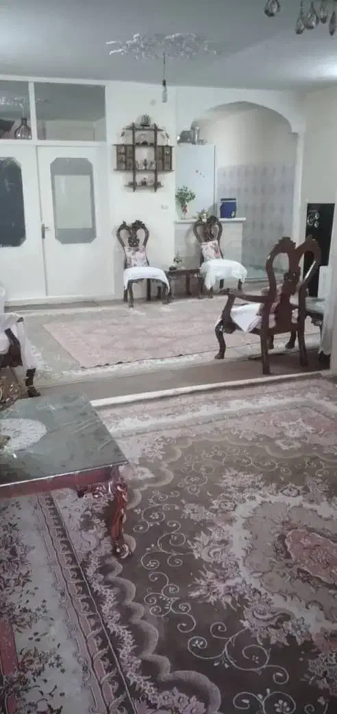 اجاره خانه طبقه همکف