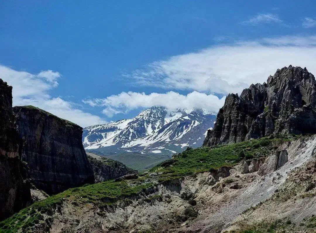 زمین جهت احداث پنل خورشیدی
