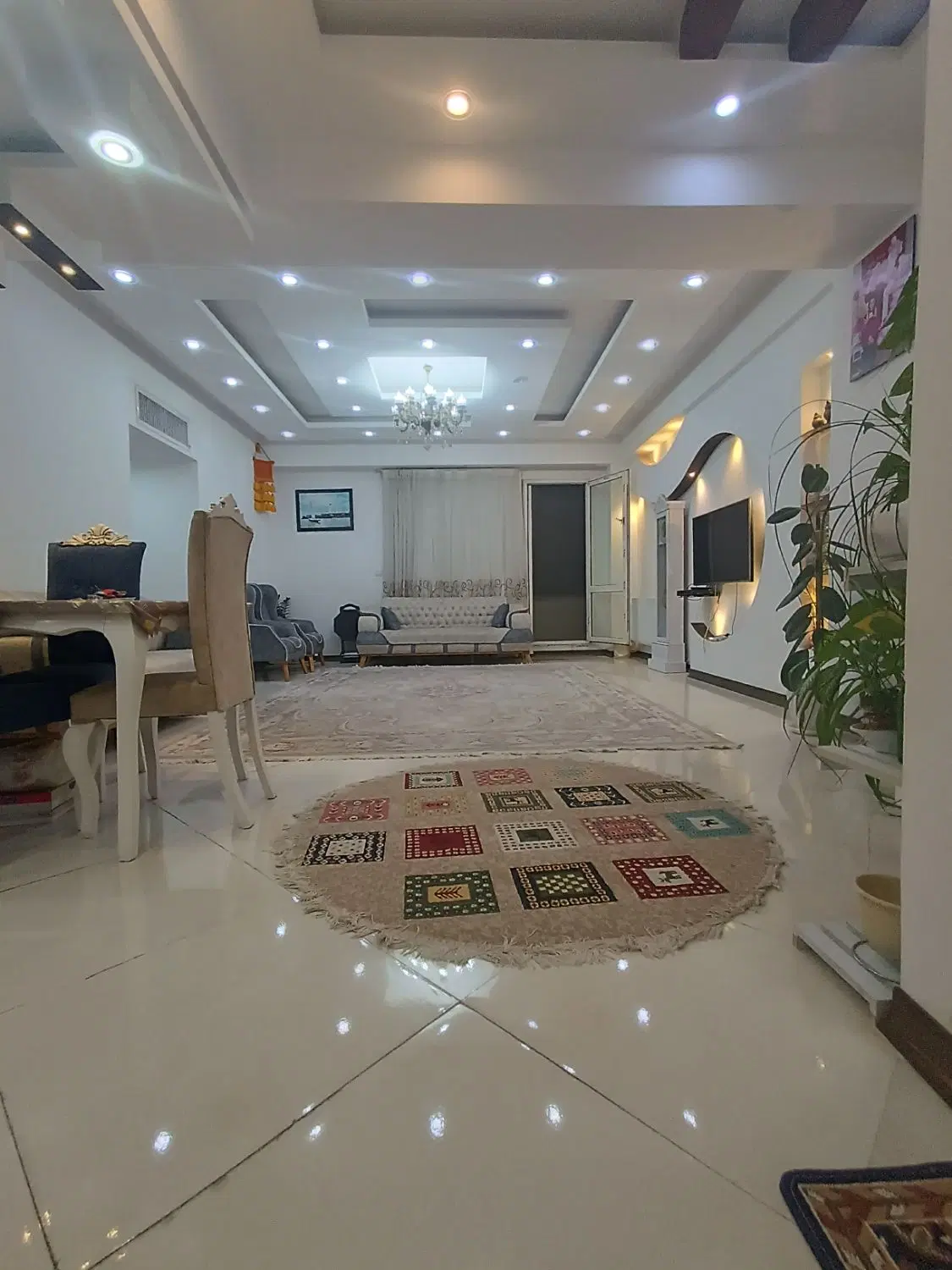 آپارتمان‌دوخوابه تمام‌کار  اول شهرک‌سامان بلوک D