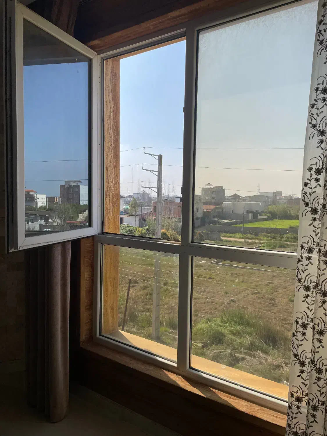 رهن کامل اپارتمان ۱۷۰ متری سه خوابه در فرح اباد