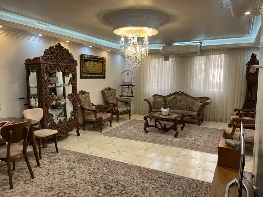 آپارتمان تک واحدی ، ۸۲ متری ، خیابان دیلمان جنوبی