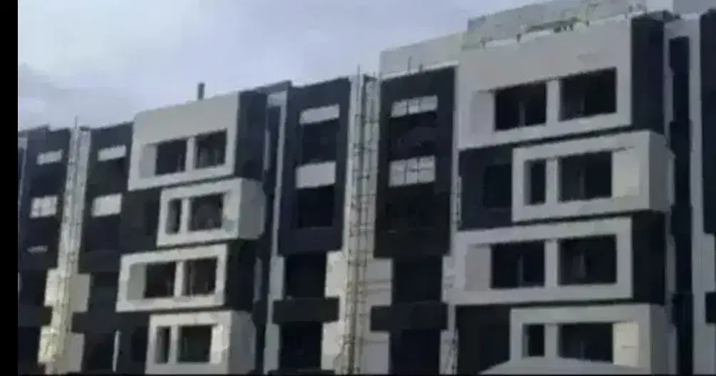 آپارتمان فروشی فاز ۴ ارتش