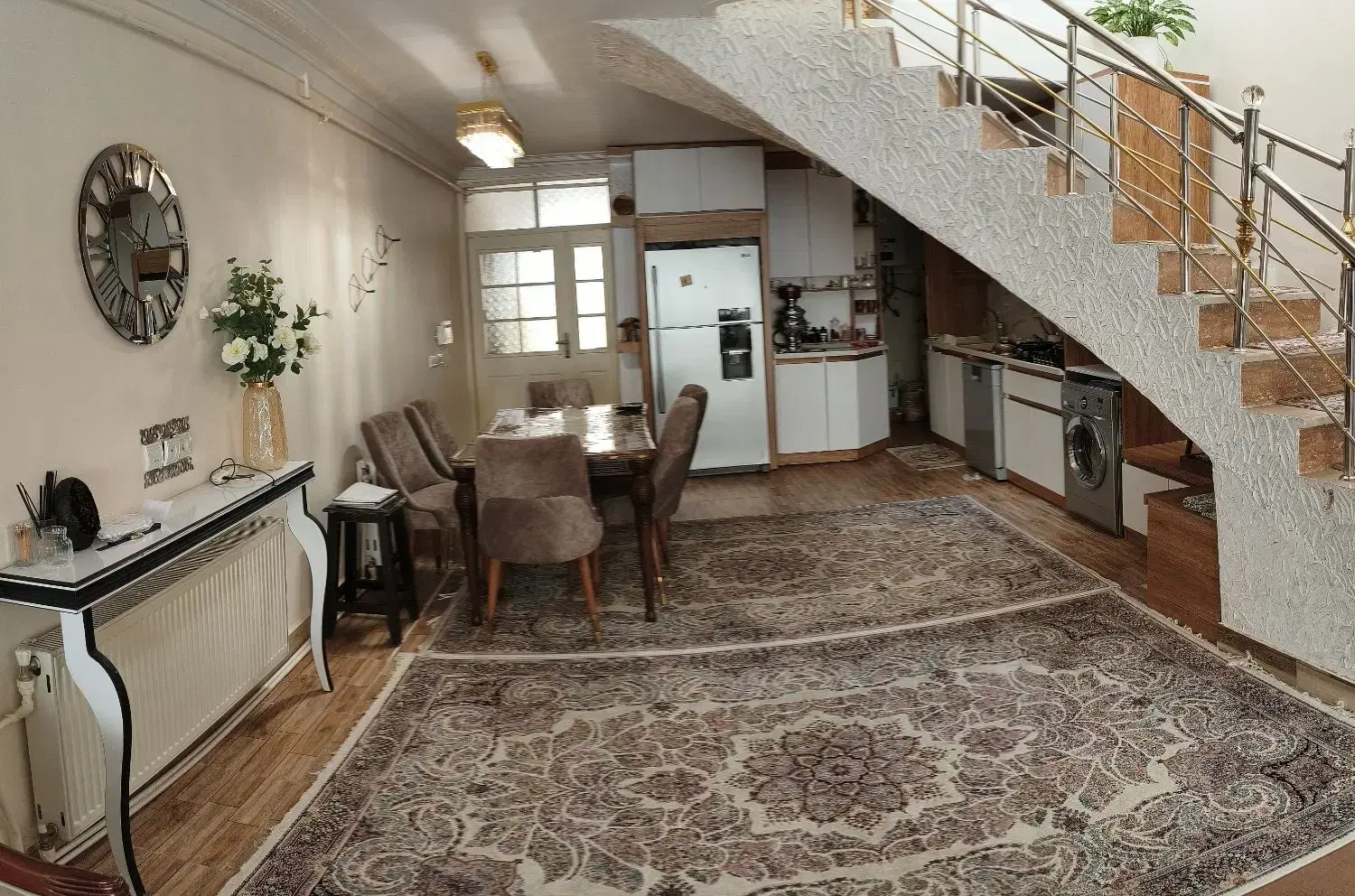 ساختمان مسکونی