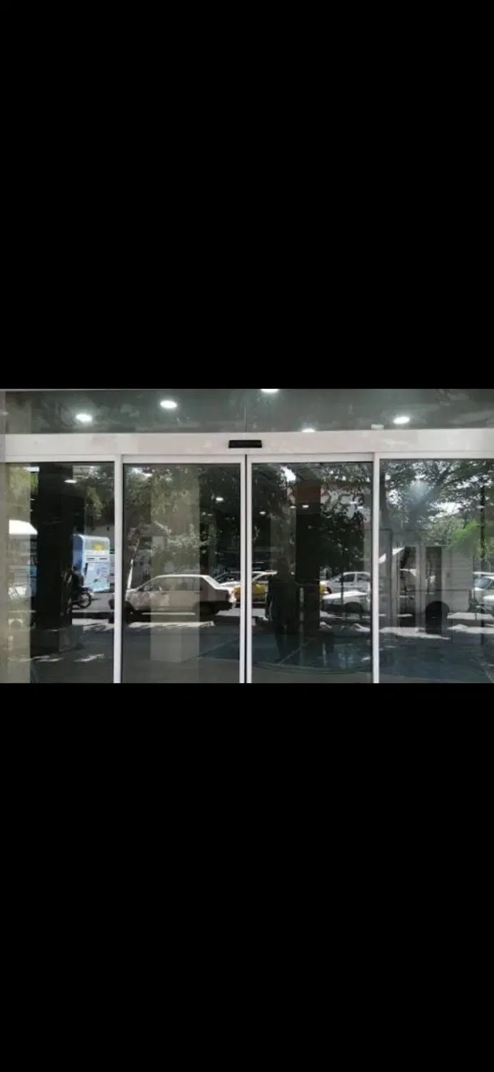 مغازه ۱۸ متری حاشیه شهرک شهید رجایی