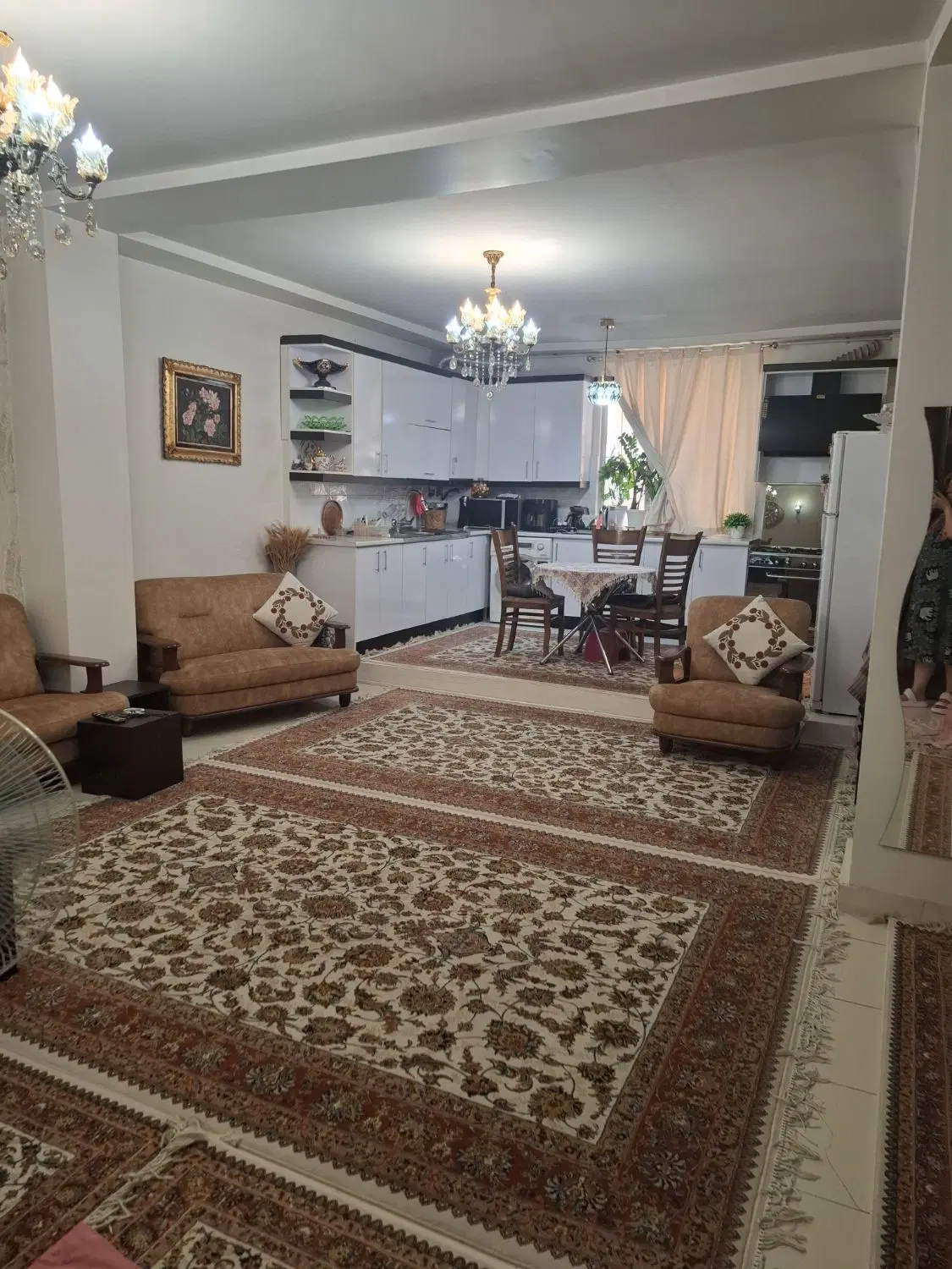 یرواند اپارتمان فروشی