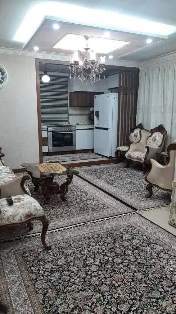 فروش آپارتمان ۷۲متر طبقه چهارم با آسانسور