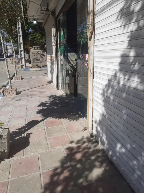 زمین ۳۰۰ متری چهاردیواری