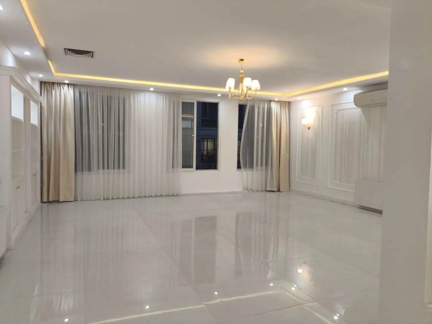 آپارتمان ۱۵۰ متری رهن و اجاره احمدآباد دو خوابه