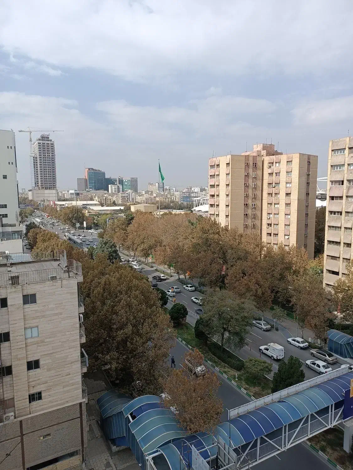 حاشیه بلوارفردوسی ۸۰۰مترتجاری دائم ۲ ممر
