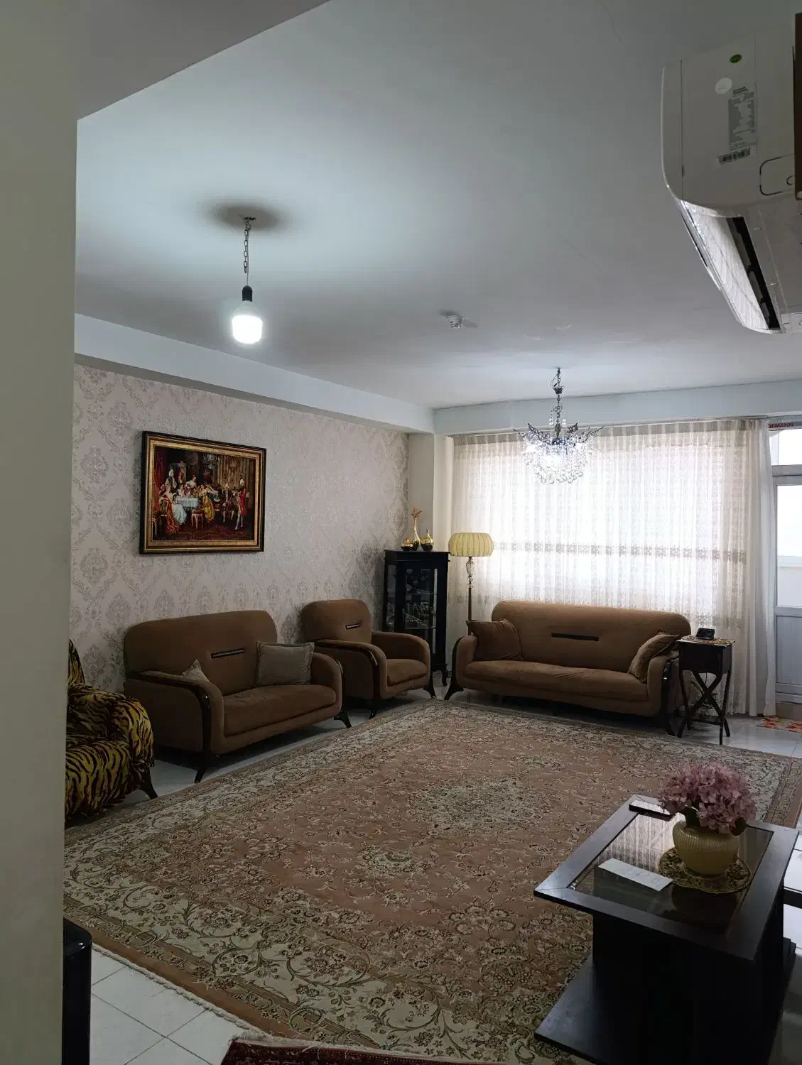 فروش یک واحد آپارتمان