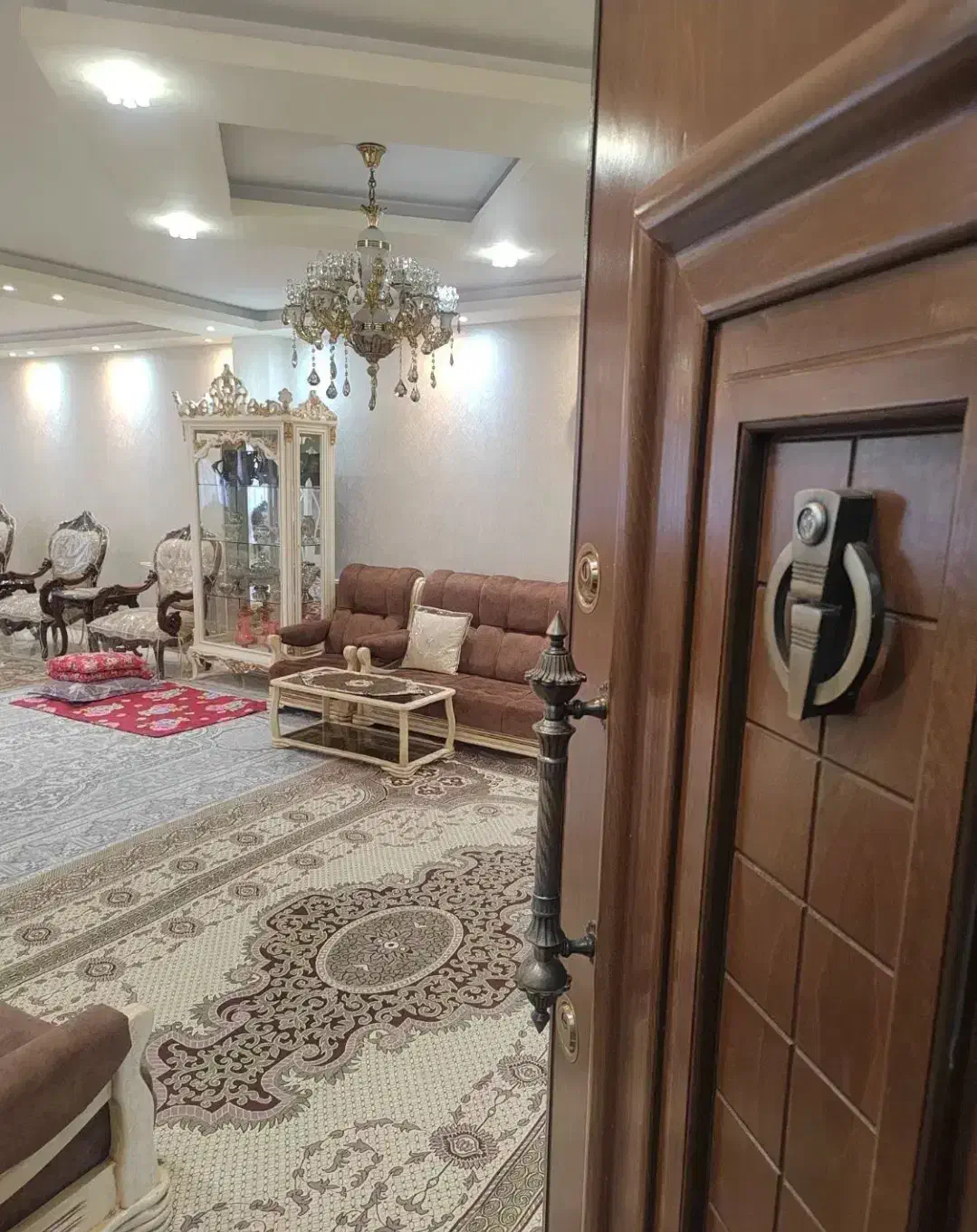 اجاره واحد بهترین لوکیشن شهر