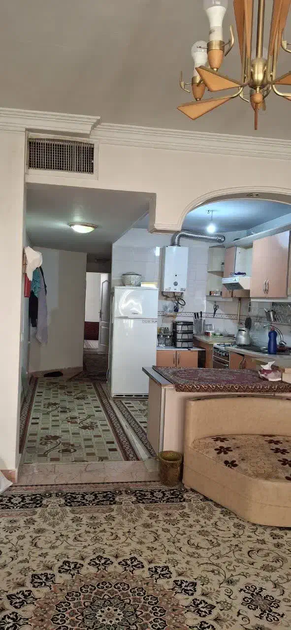 واحد نزدیک حرم ۷۳ متری دانش