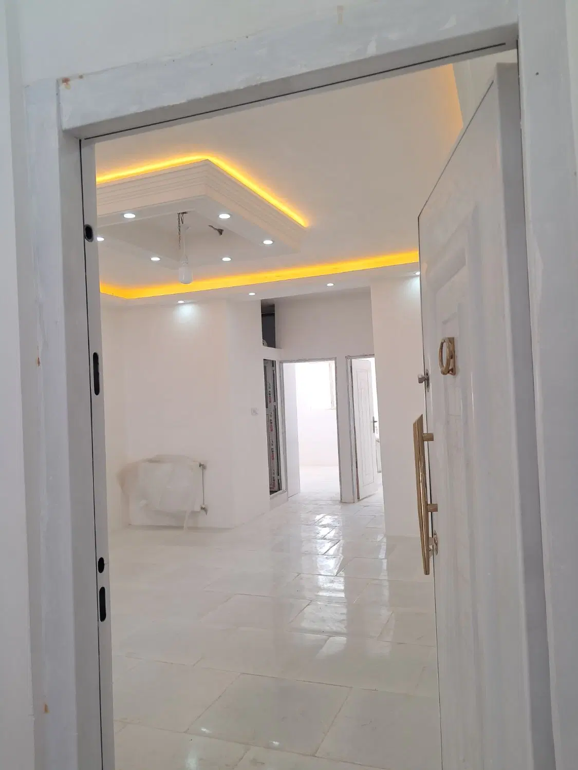 واحد آپارتمان چهار طبقه فروشی