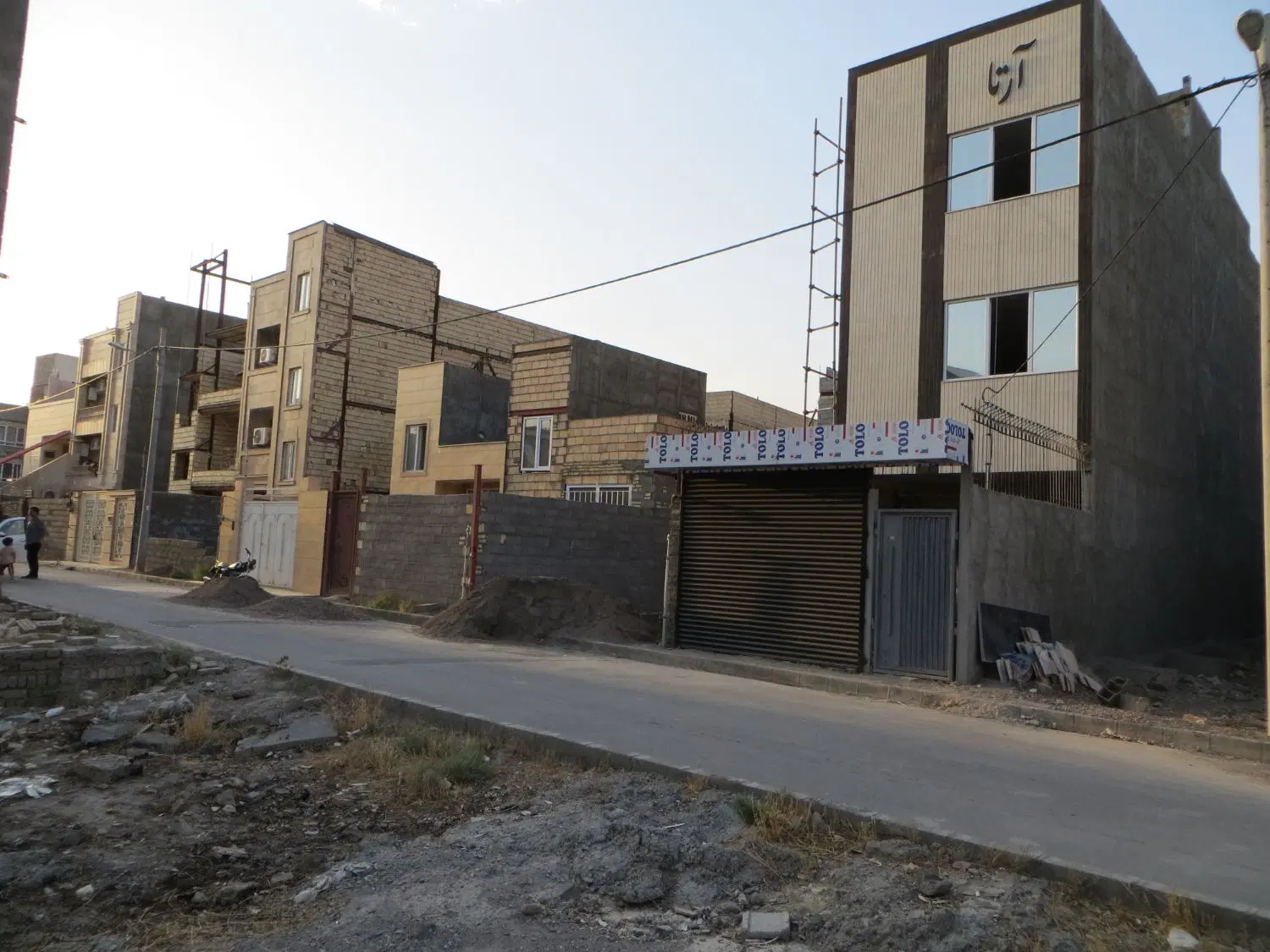 زمین مسکونی. سندششدانگ مجوز ساخت.توس(بلوارتوس)