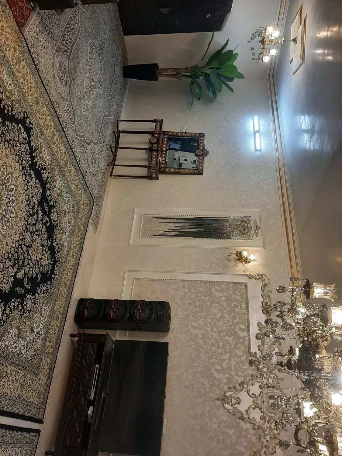 خانه ۱۳۰متر بلوار باهنر
