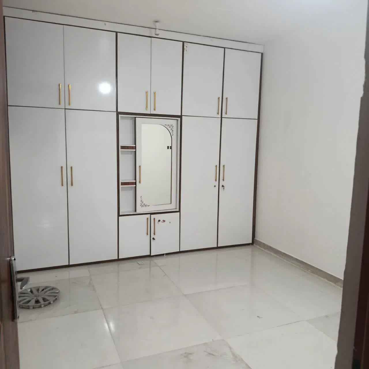 رهن واحد کیانشهربدون پارکینگ