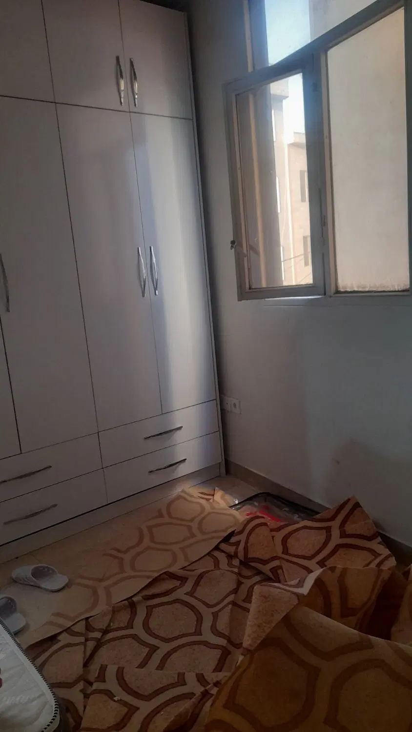 ۶۵ متر یکخواب نبش چهارراه قجاوند