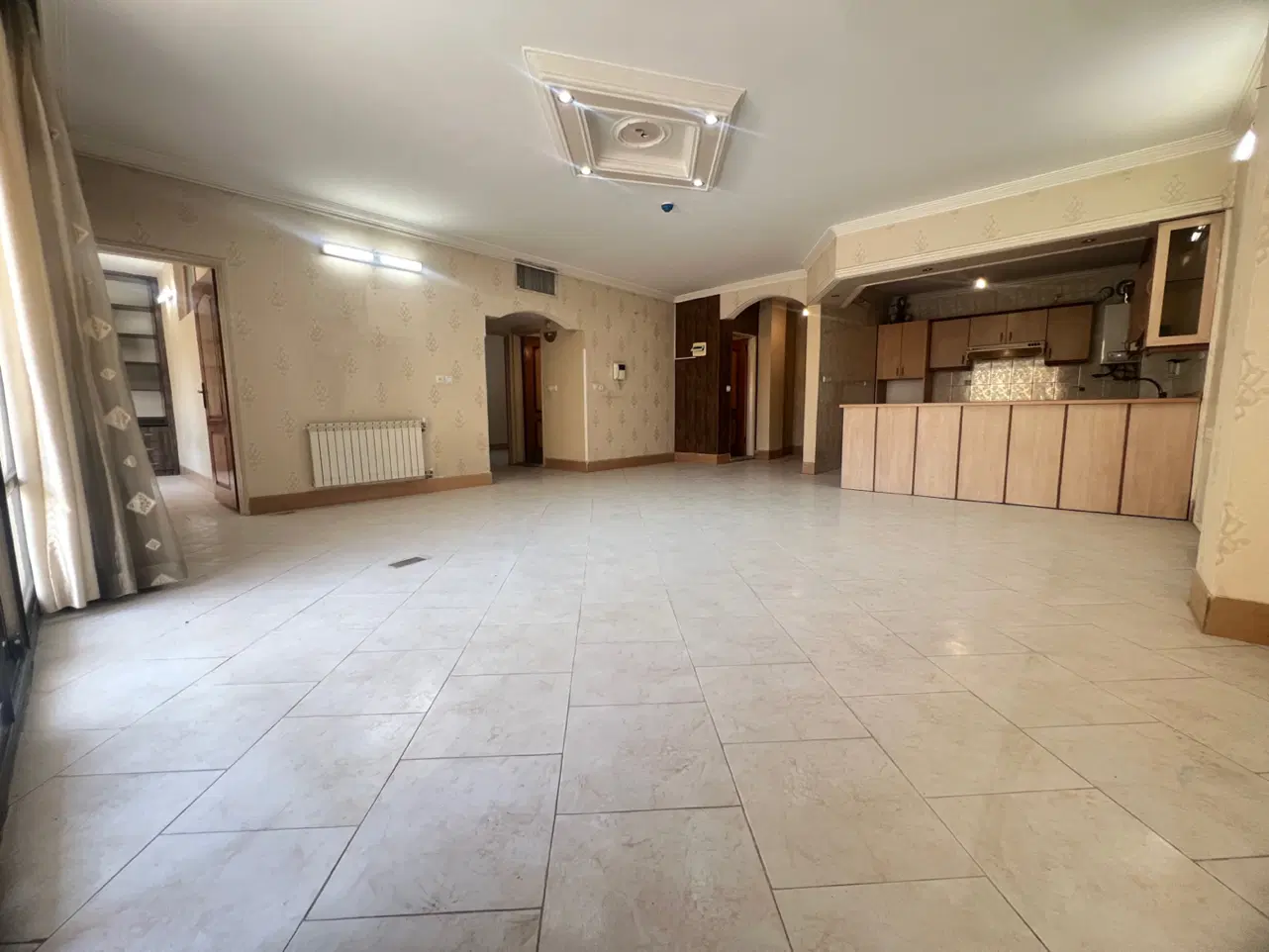 فروش ومعاوضه اپارتمان ملک شهر