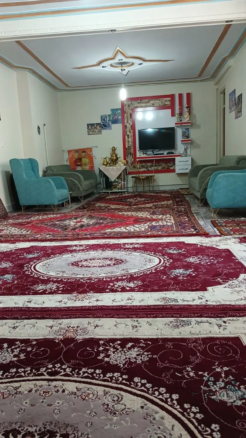 حیاط یک طبقه به متراژ 105