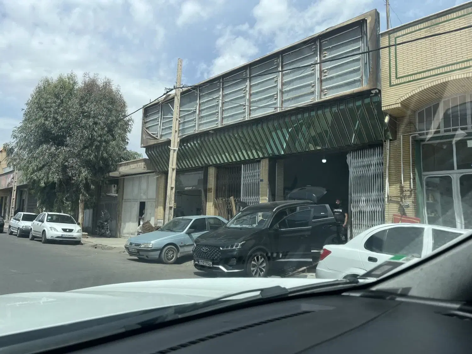 مغازه تجاری ۱۵۰ متر