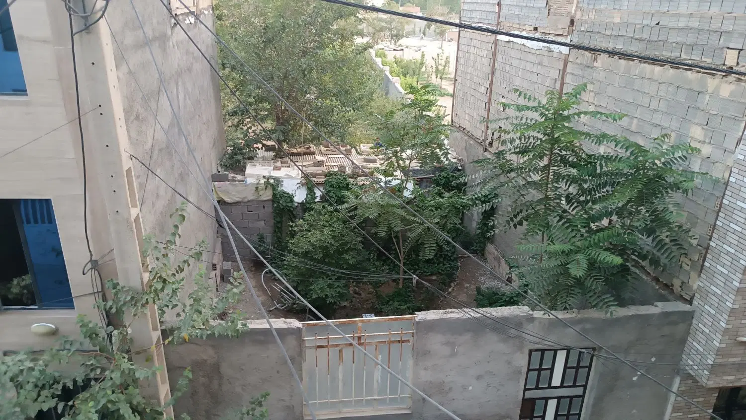 زمین آماده ساخت شهر کرج پل فردیس سرحدآباد ۸۵ متر
