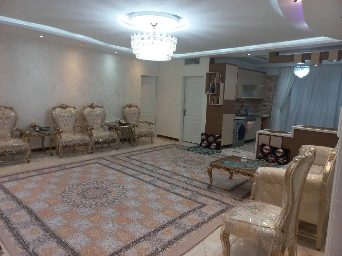 آپارتمان ۹۶ متری در نصر