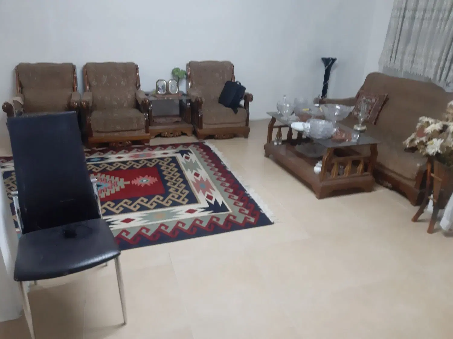 اپارتمان ۸۰ متری در دولت اباد همکف