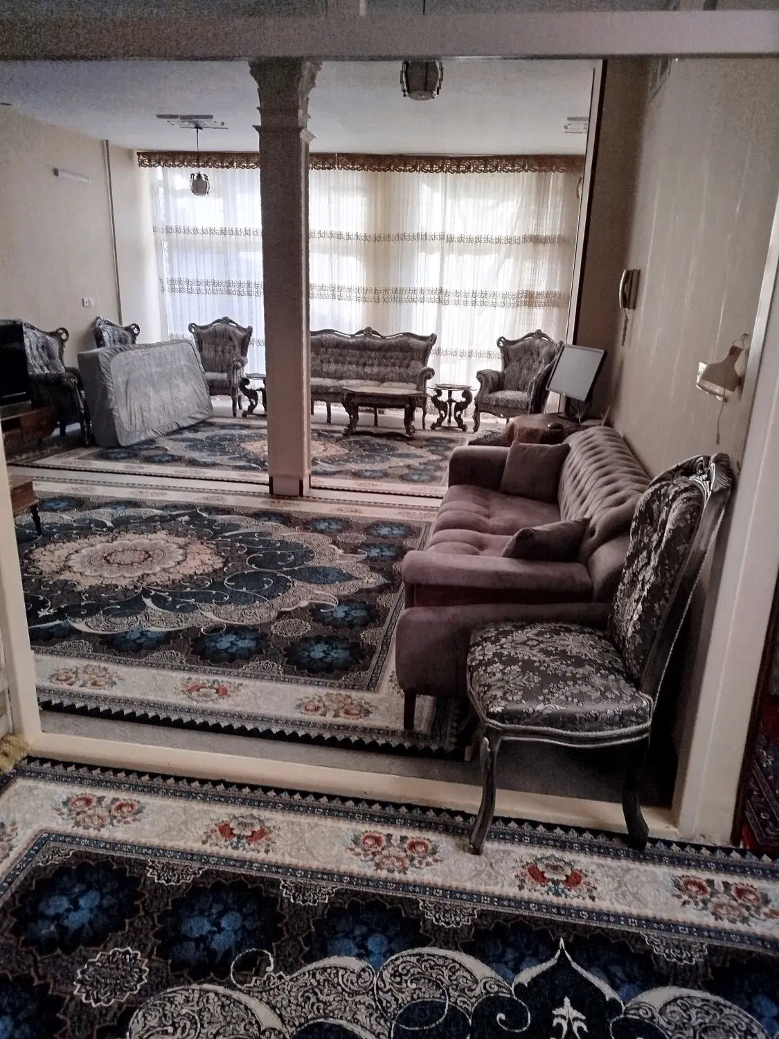فروش منزل مسکونی ۳۶۰ متر