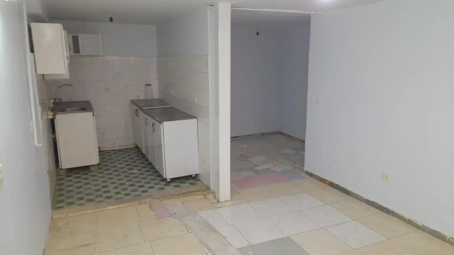 اجاره مسکونی زیر همکف حدودا    ۴۵ متر