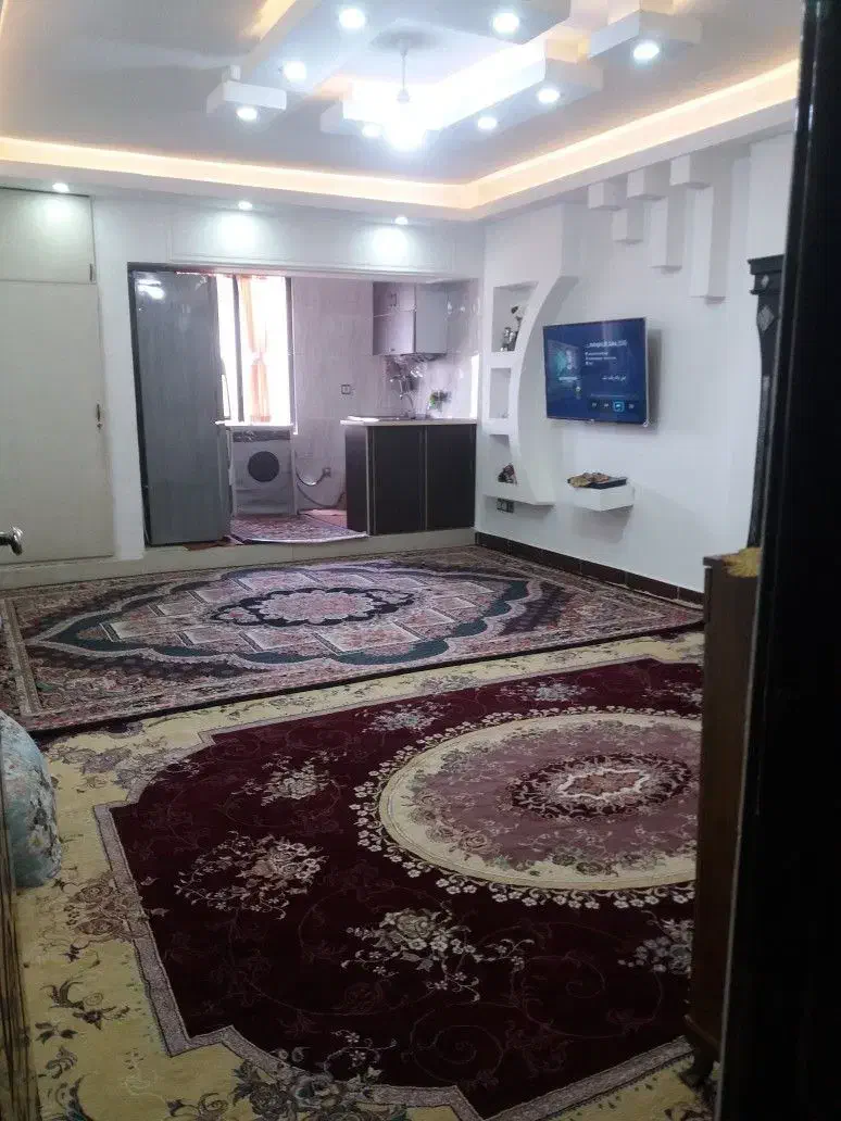 اجاره واحد 67 متری خیابان انصاری جدید طبقه ۲