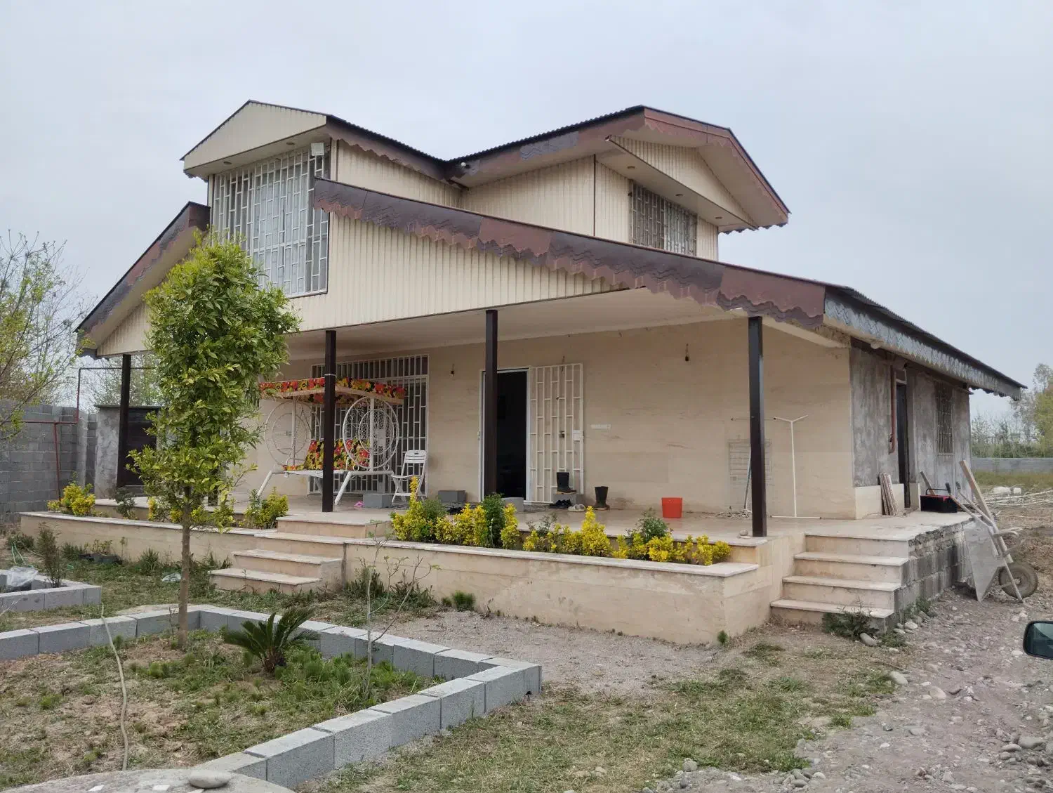 ویلا ۴۰۰۰ متری بسیاردنج درمحله رودبارکی شهرلولمان